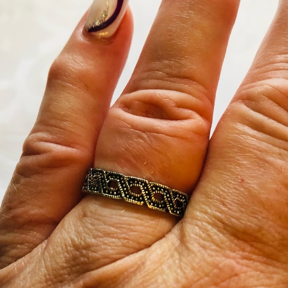 💜3/$30 Set of 3 Antiqued Silvertone Rings size 9-10 Crystals and Marcasite - Picture 7 of 9